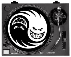 YIN YANG SLIPMAT BLACK/WHITE